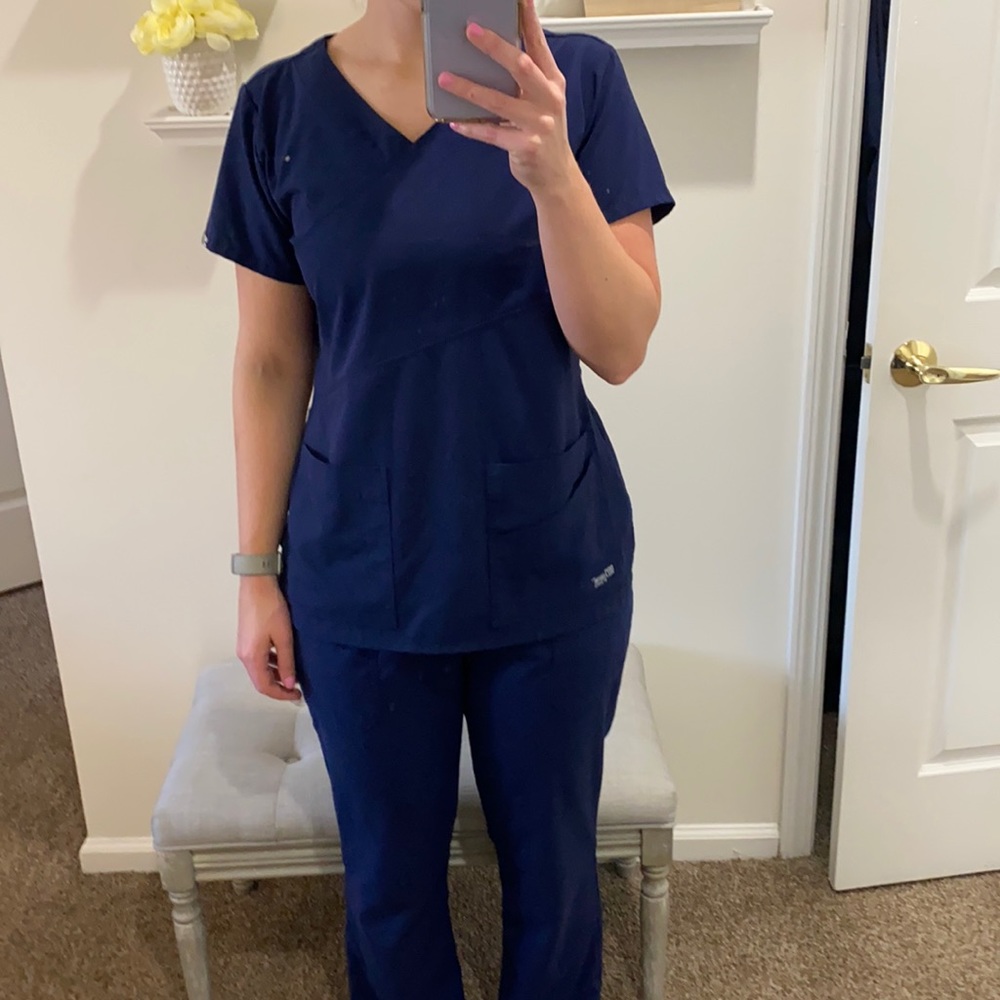 Grey’s anatomy scrub top and bottom